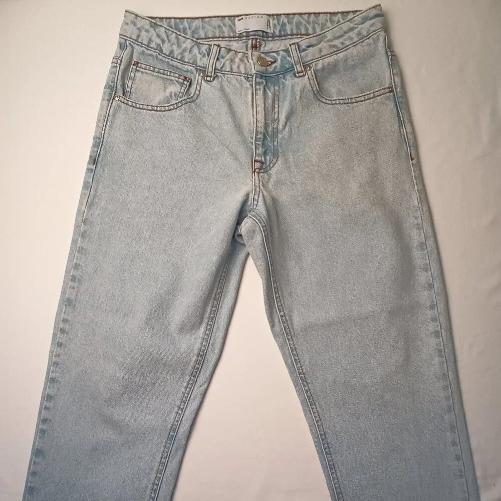ASOS DESIGN Mens High Rise Straight Leg Light Wash Jeans Size 30x27 Blue Cotton